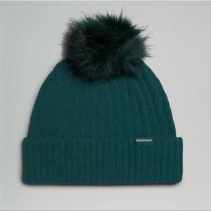 Lululemon Cable Knit Pom Beanie Hat Winter Hat Storm Teal NWT